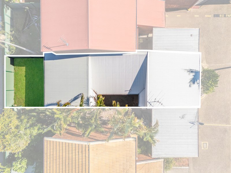 Photo - 3/26 Ewing Road, Logan Central QLD 4114 - Image 11