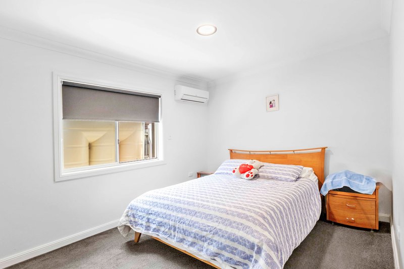 Photo - 3/26 Hobart Street, Oxley Park NSW 2760 - Image 4