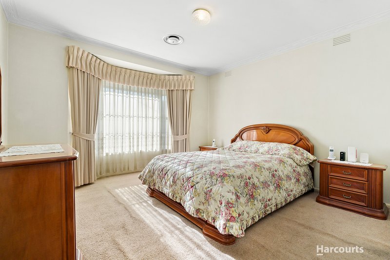 Photo - 326 Manningham Road, Doncaster VIC 3108 - Image 6