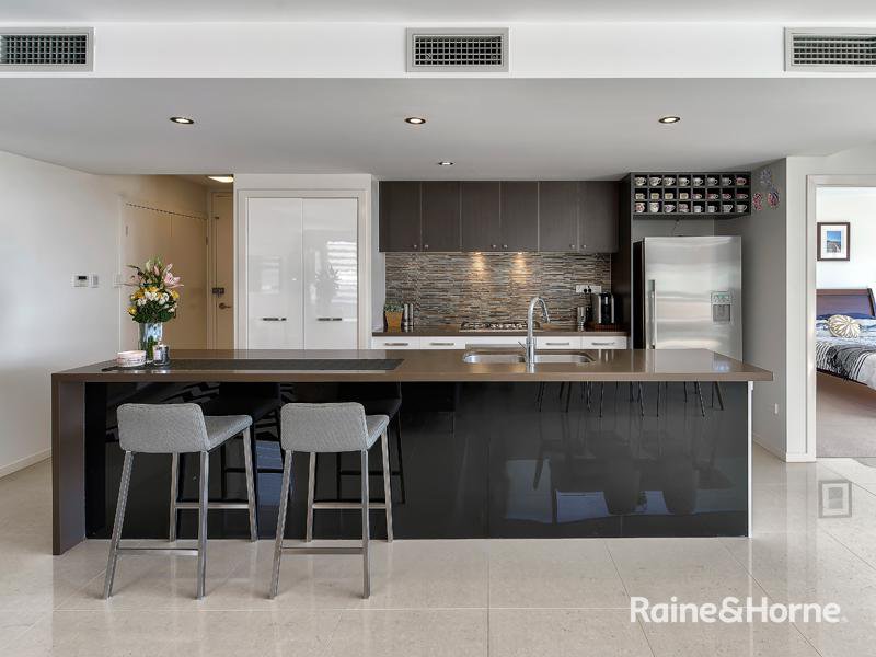 Photo - 3/26 Ryans Road, St Lucia QLD 4067 - Image 2
