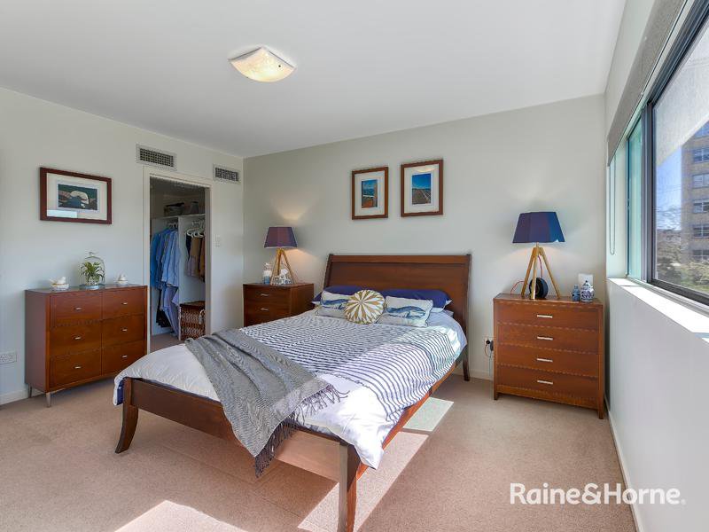 Photo - 3/26 Ryans Road, St Lucia QLD 4067 - Image 7