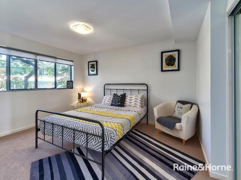 Photo - 3/26 Ryans Road, St Lucia QLD 4067 - Image 11