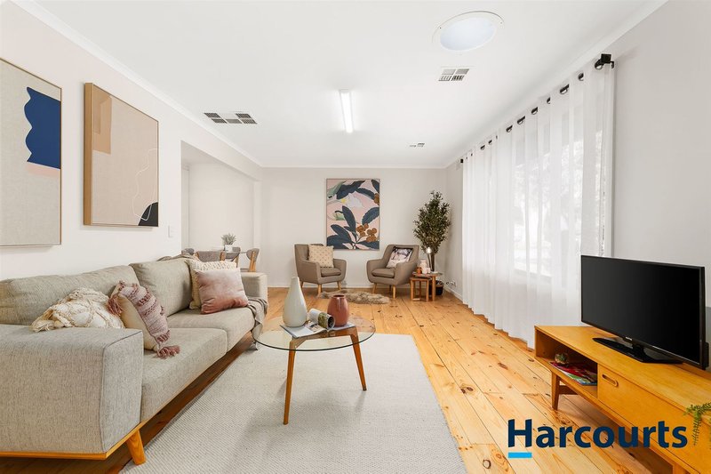 Photo - 3/26 Surrey Road West , Croydon VIC 3136 - Image 2