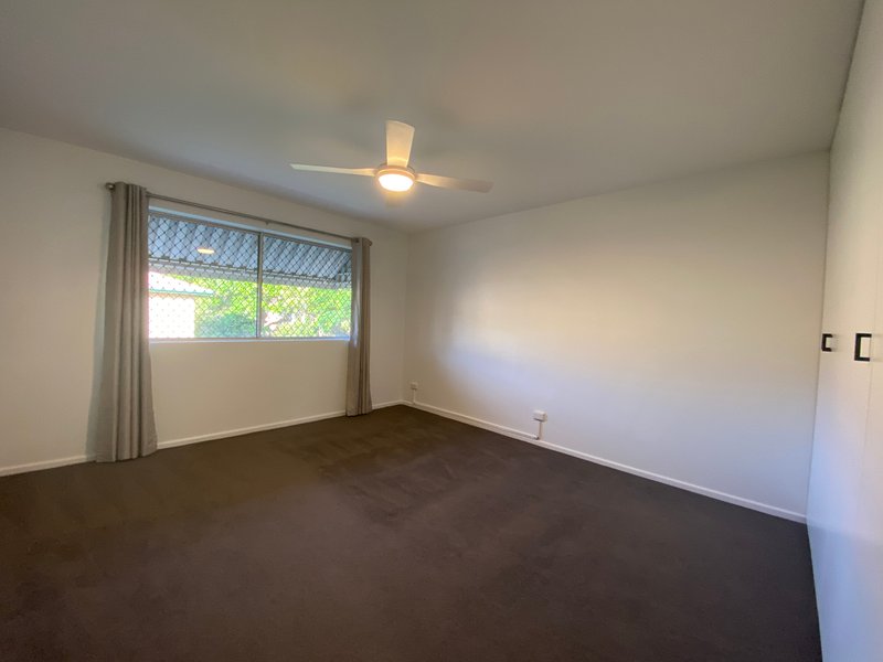 Photo - 3/26 Swain Street, Holland Park West QLD 4121 - Image 6