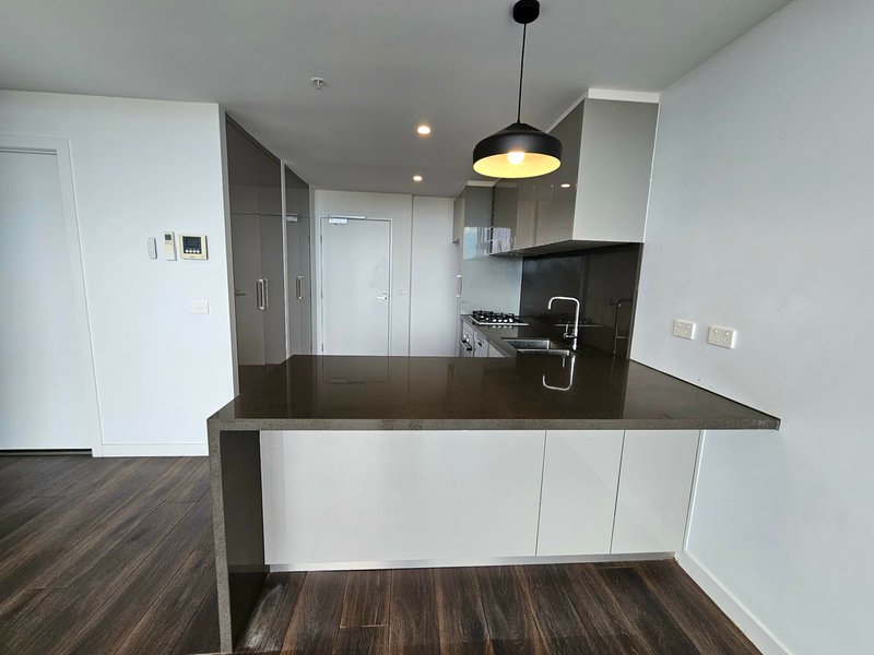 Photo - 326/70 Batesford Road, Chadstone VIC 3148 - Image 6