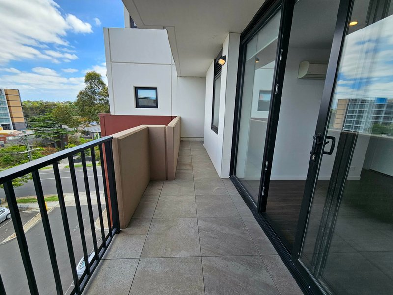 Photo - 326/70 Batesford Road, Chadstone VIC 3148 - Image 10