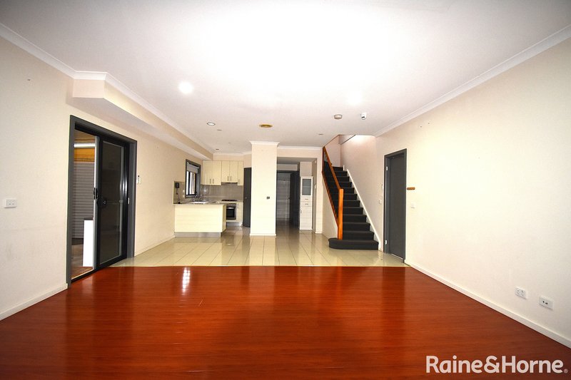 Photo - 3/27-29 Golden Grove, Springvale South VIC 3172 - Image 1