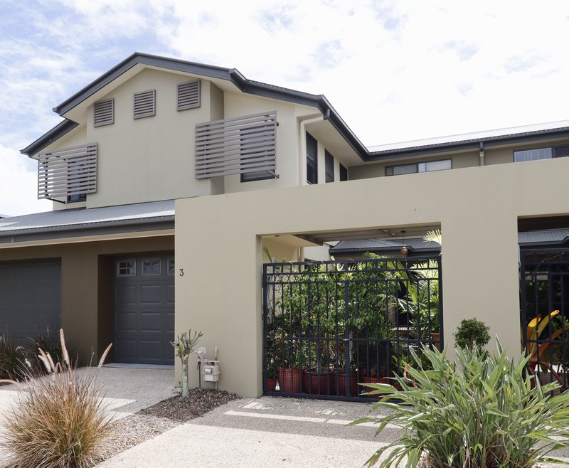 3/27-29 Stephenson Street, Pialba QLD 4655