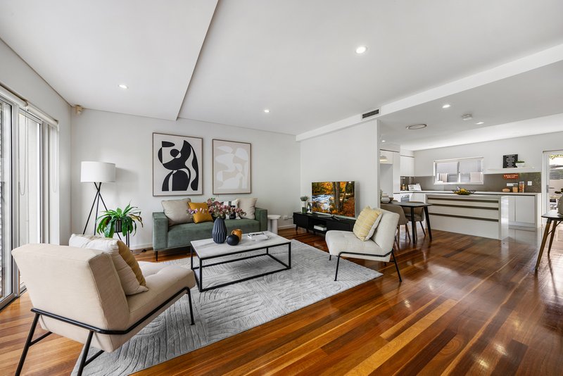 Photo - 3/27-31 St Peters Street, St Peters NSW 2044 - Image 1