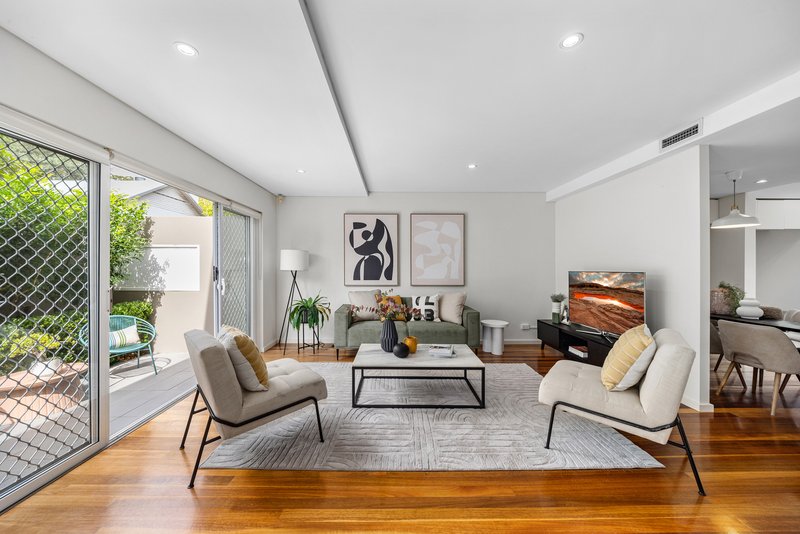 Photo - 3/27-31 St Peters Street, St Peters NSW 2044 - Image 2