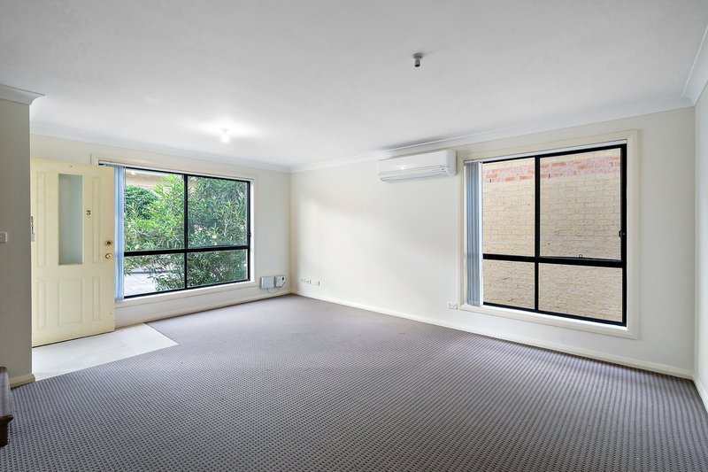 Photo - 3/27 Barlow Street, Cambridge Park NSW 2747 - Image 3