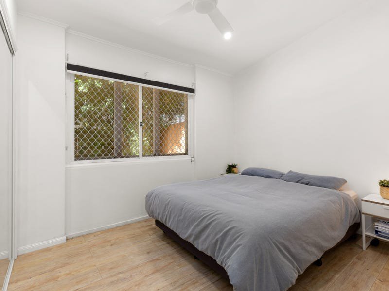 Photo - 3/27 Bayliss Street, Toowong QLD 4066 - Image 4