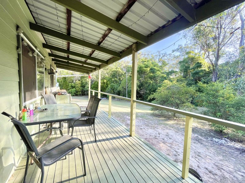 Photo - 327 Bells Road, Rodds Bay QLD 4678 - Image 13