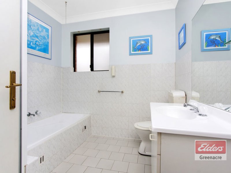 Photo - 3/27 Boronia Road, Greenacre NSW 2190 - Image 4