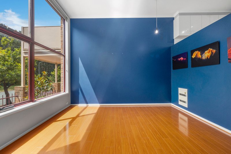 Photo - 3/27 Cavanough Street, Phillip ACT 2606 - Image 3