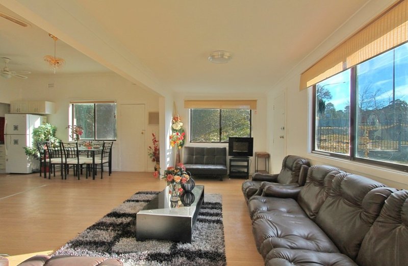 Photo - 327 Great Western Highway, Lawson NSW 2783 - Image 3