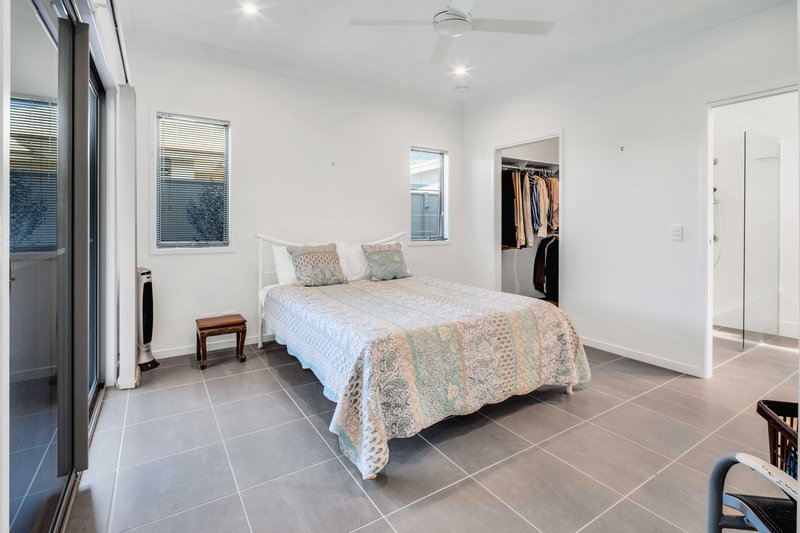 Photo - 32/7 Halcyon Drive, Pimpama QLD 4209 - Image 12
