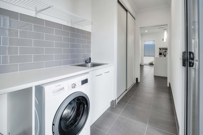 Photo - 32/7 Halcyon Drive, Pimpama QLD 4209 - Image 16