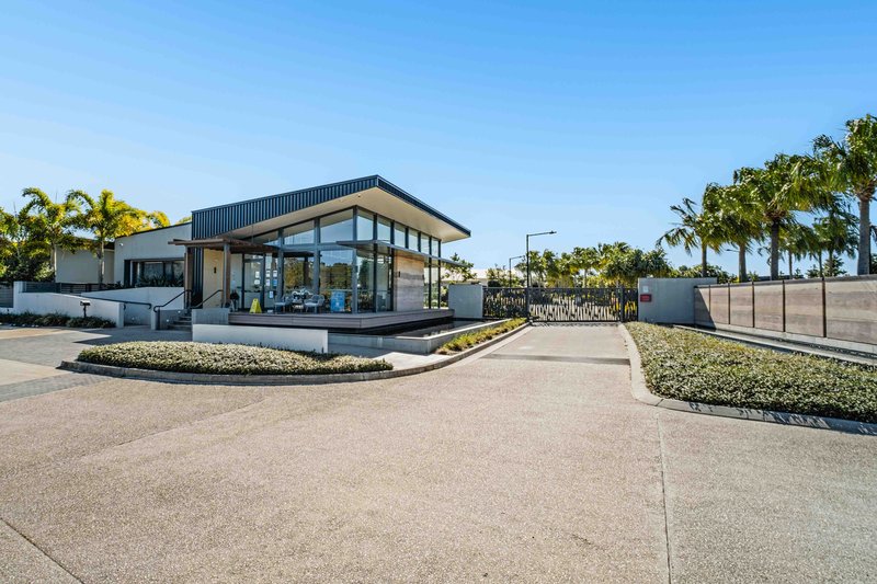 Photo - 32/7 Halcyon Drive, Pimpama QLD 4209 - Image 18