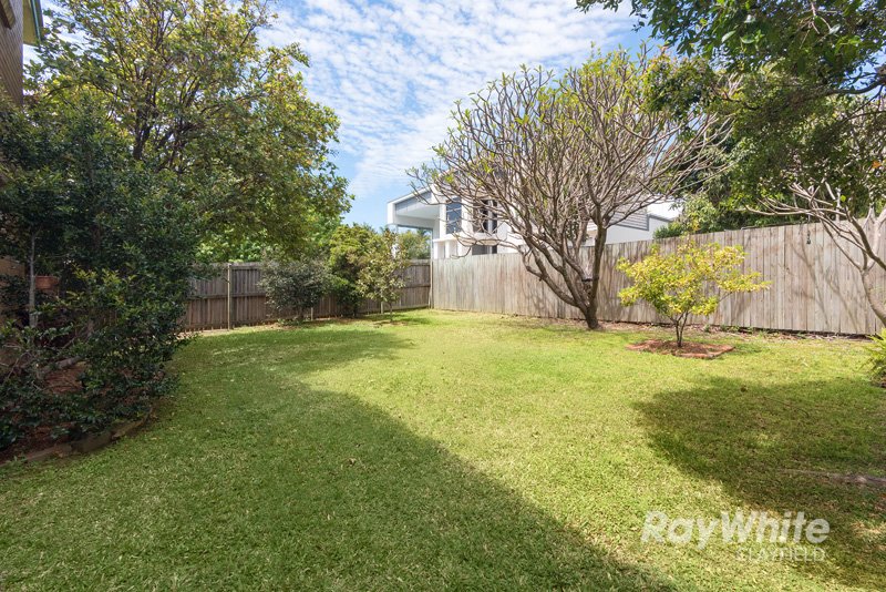 Photo - 3/27 Norman Parade, Clayfield QLD 4011 - Image 9