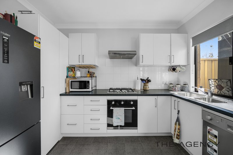 Photo - 3/27 Randell Street, Mandurah WA 6210 - Image 4