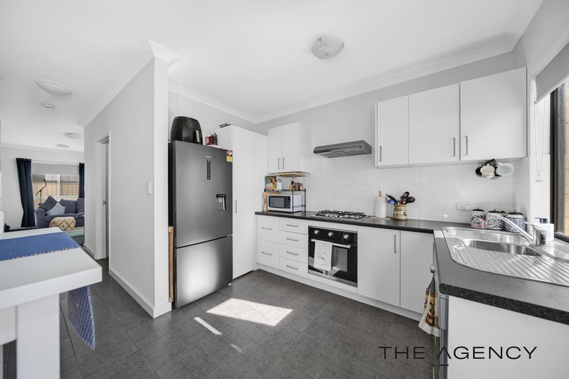 Photo - 3/27 Randell Street, Mandurah WA 6210 - Image 5