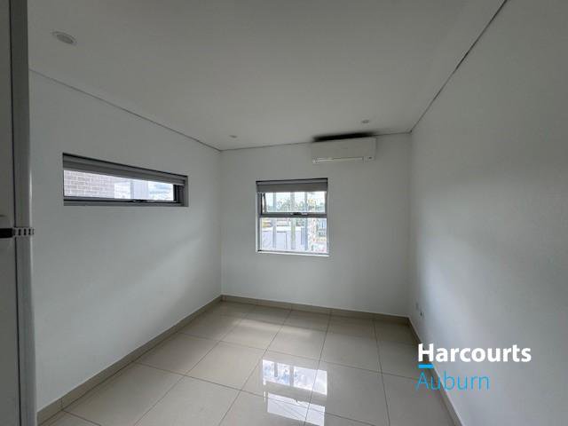 Photo - 3/27 Woodville Road, Chester Hill NSW 2162 - Image 2