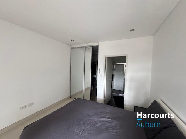 Photo - 3/27 Woodville Road, Chester Hill NSW 2162 - Image 6