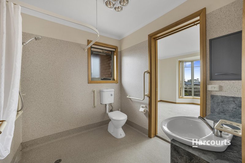 Photo - 3/27 Wragg Street, Somerset TAS 7322 - Image 4