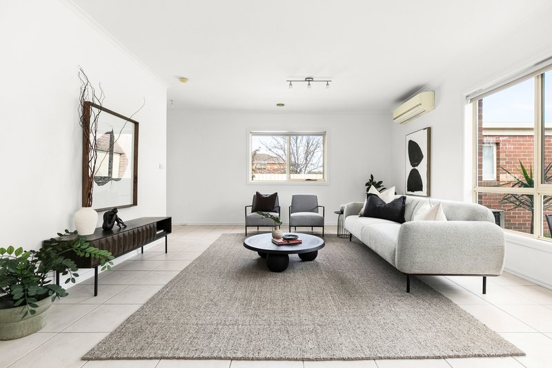 Photo - 3/275 O'Hea Street, Pascoe Vale South VIC 3044 - Image 3