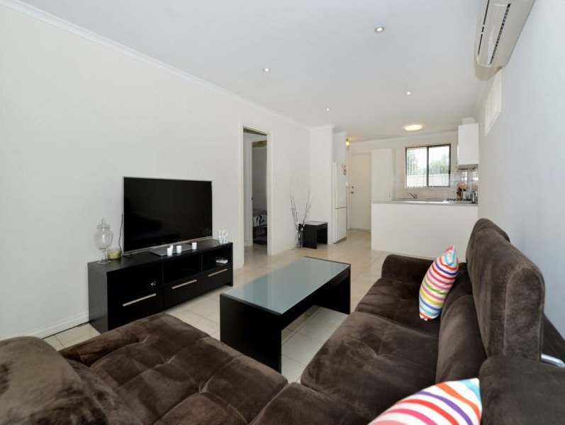 Photo - 3/276-278 Diagonal Road, Oaklands Park SA 5046 - Image 3