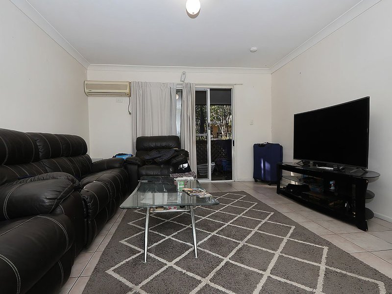 Photo - 3/278 Redbank Plains Road, Bellbird Park QLD 4300 - Image 3