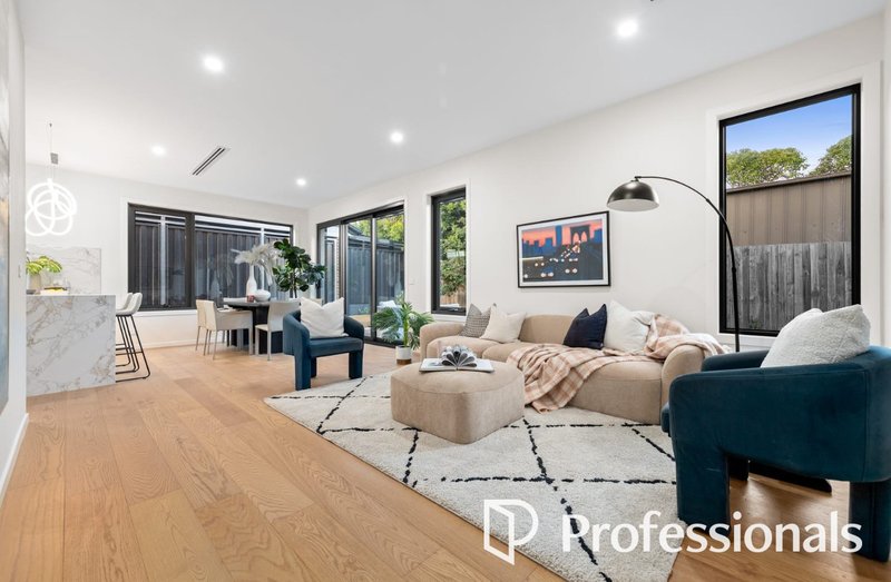 Photo - 3/279 Springvale Road, Nunawading VIC 3131 - Image 2