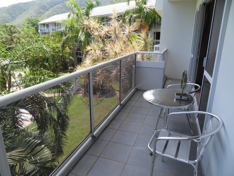 Photo - 328 Coral Coast Drive, Palm Cove QLD 4879 - Image 2