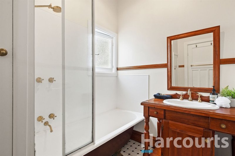 Photo - 328 Drummond Street South, Ballarat Central VIC 3350 - Image 10