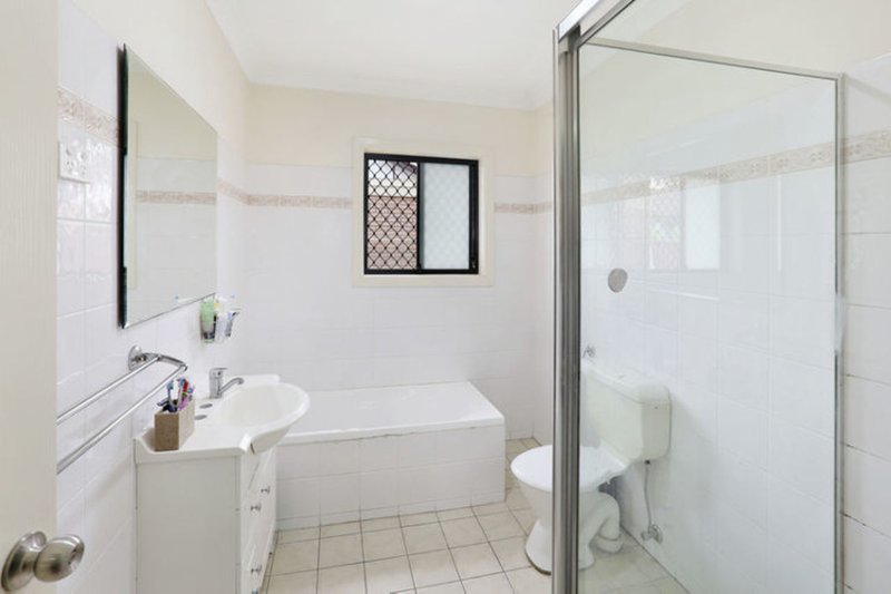 Photo - 3/28 Dutton Street, Bankstown NSW 2200 - Image 7