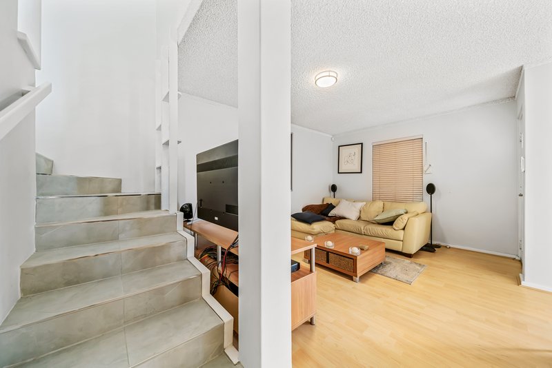 Photo - 3/28 Greenock Avenue, Como WA 6152 - Image 12