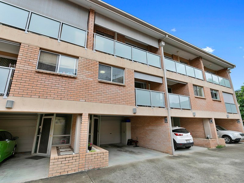 Photo - 3/28 Haig Street, Coorparoo QLD 4151 - Image 2