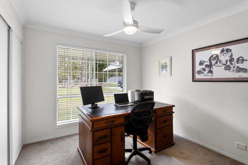 Photo - 328 Hauton Road, Burpengary QLD 4505 - Image 9