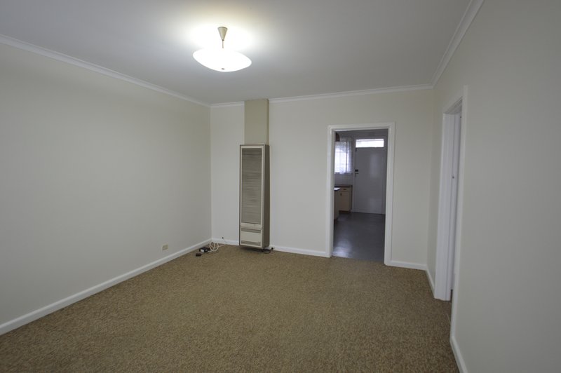 Photo - 3/28 Hemmings Street, Dandenong VIC 3175 - Image 2