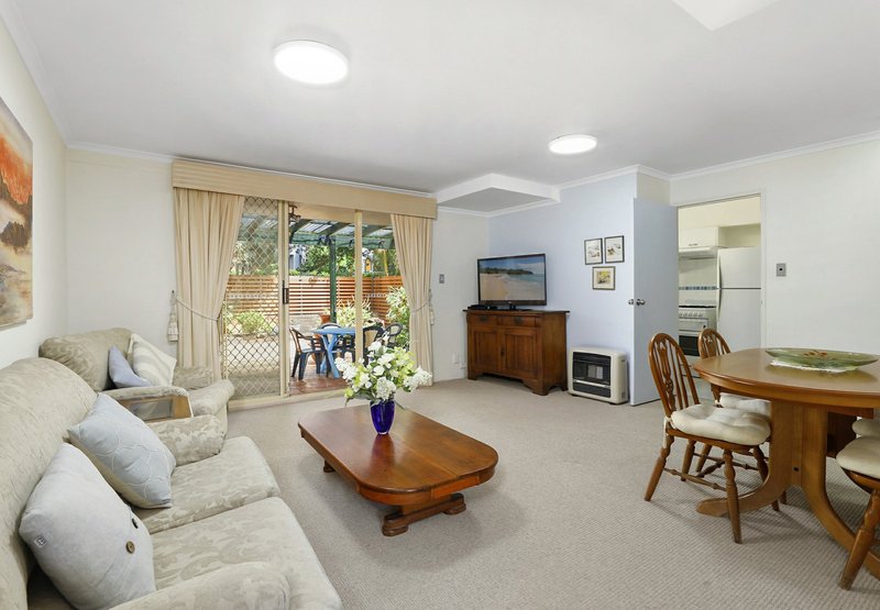 Photo - 3/28 Macpherson Street, Warriewood NSW 2102 - Image 2