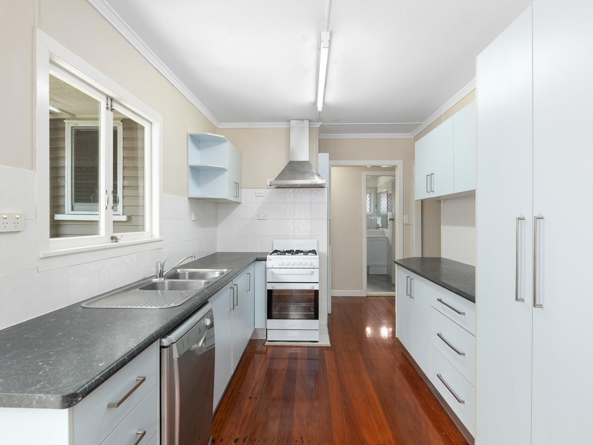 328 Marshall Road, Tarragindi, QLD 4121 - Image 5