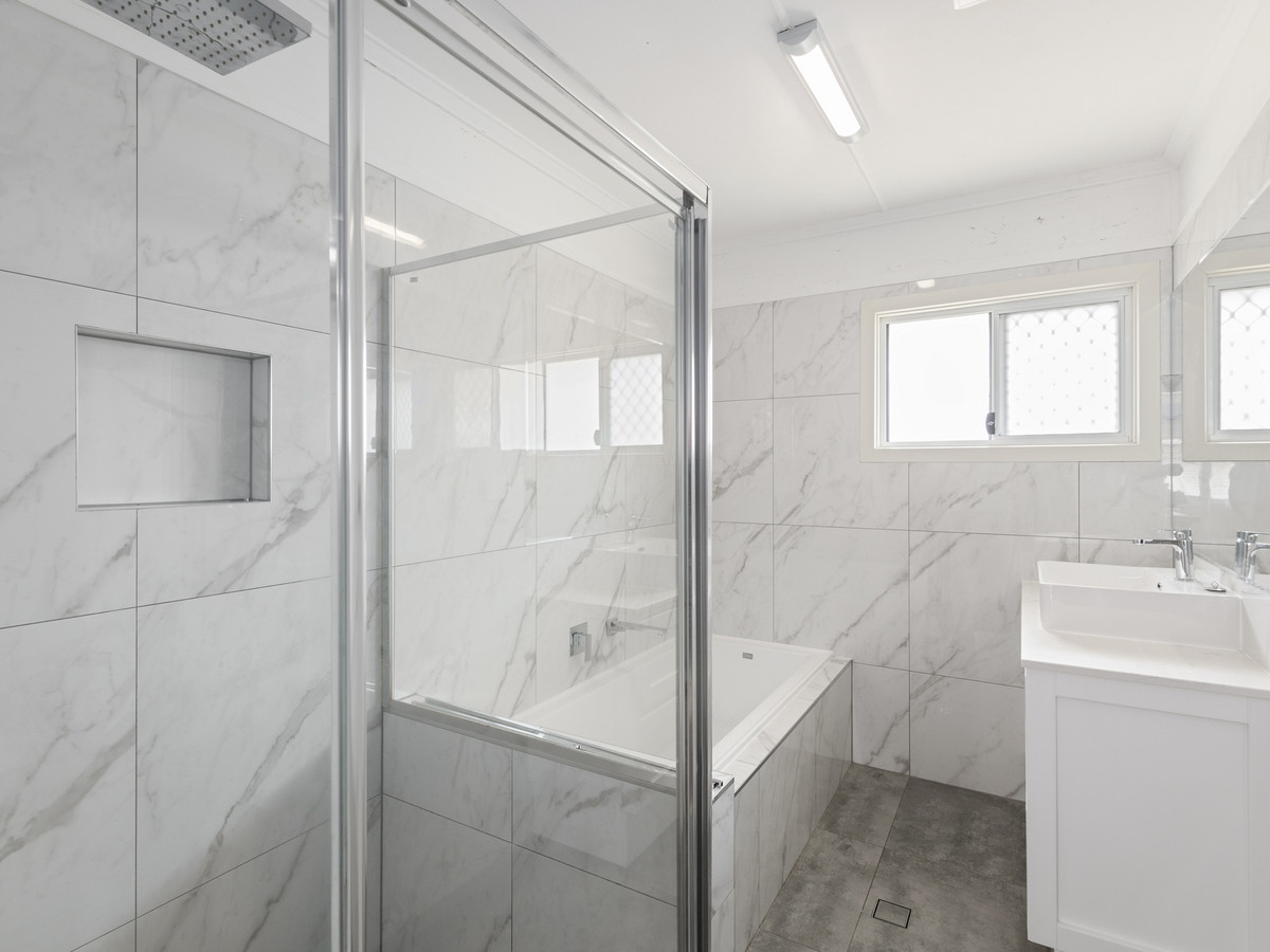 328 Marshall Road, Tarragindi, QLD 4121 - Image 9