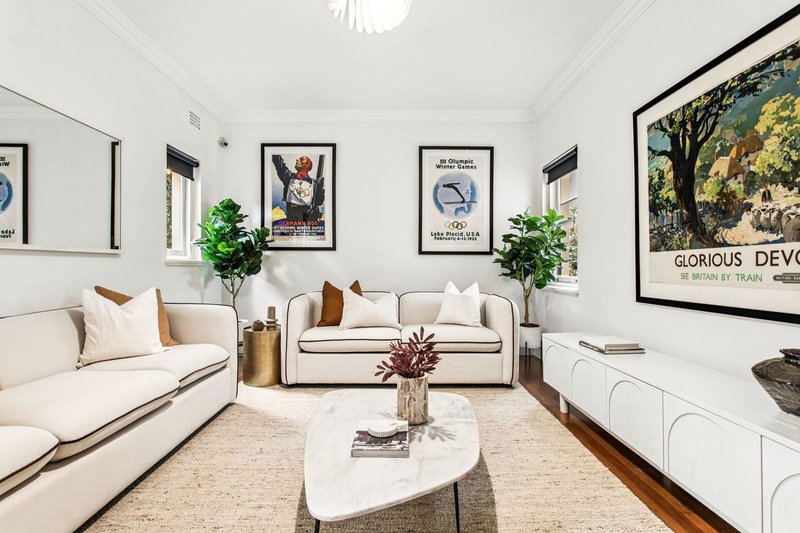 Photo - 328 Sailors Bay Road, Northbridge NSW 2063 - Image 5