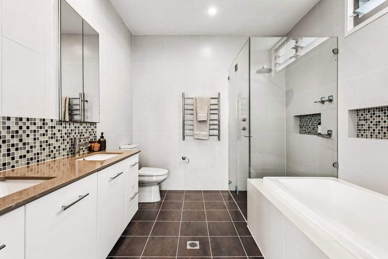 Photo - 328 Sailors Bay Road, Northbridge NSW 2063 - Image 7