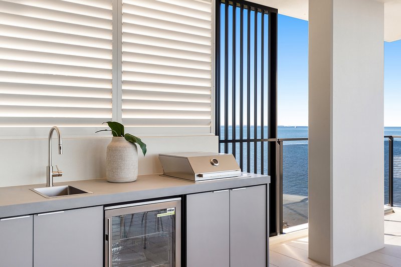 Photo - 3/28 Woodcliffe Crescent, Woody Point QLD 4019 - Image 13