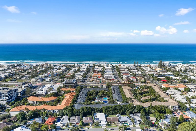 Photo - 328/2360 Gold Coast Highway, Mermaid Beach QLD 4218 - Image 21