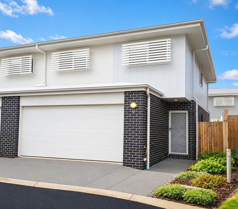 Photo - 32/83 Cribb Avenue, Mitchelton QLD 4053 - Image 2
