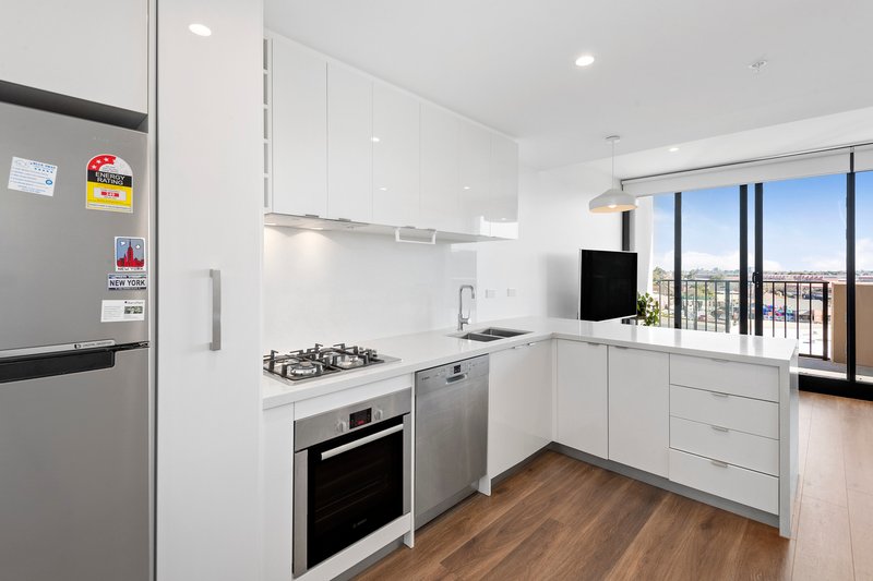 Photo - 328/70 Batesford Road, Chadstone VIC 3148 - Image 3
