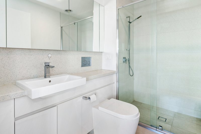 Photo - 328/70 Batesford Road, Chadstone VIC 3148 - Image 7